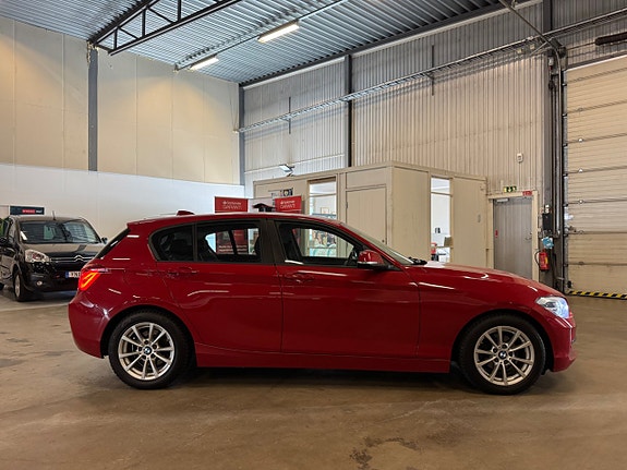 BMW 116d 4 of 5
