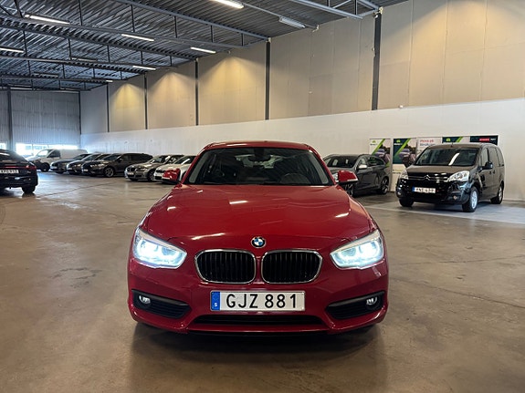 BMW 116d 2 of 5