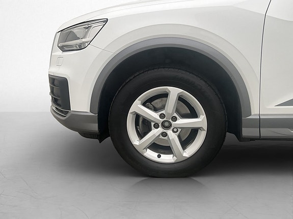 Audi Q2 25 of 29