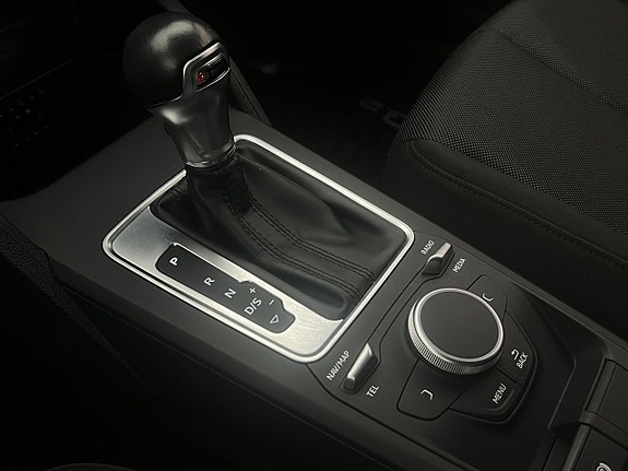 Audi Q2 19 of 29