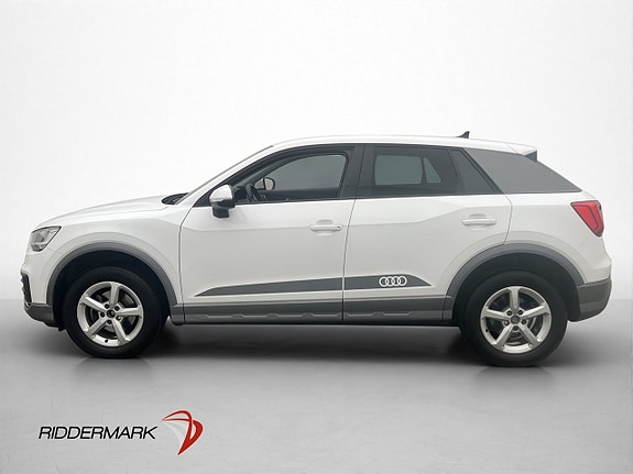 Audi Q2 4 of 29