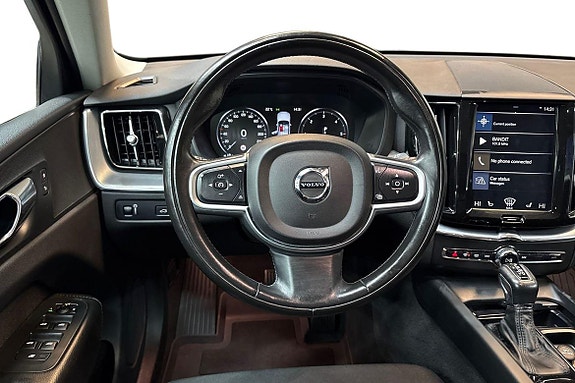 Volvo XC60 11 of 21