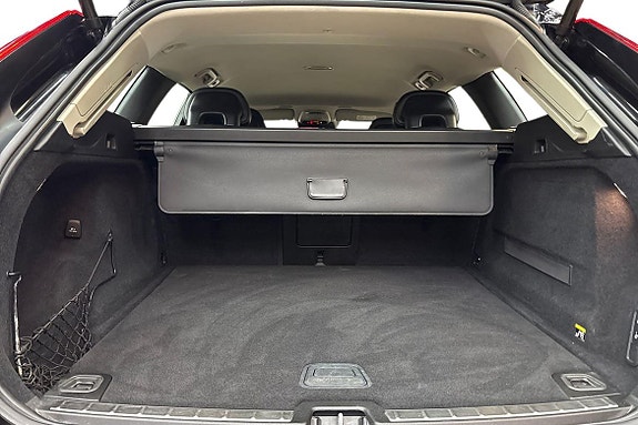 Volvo XC60 12 of 21