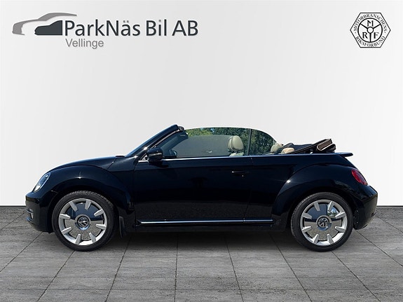 Volkswagen Beetle 4 of 5