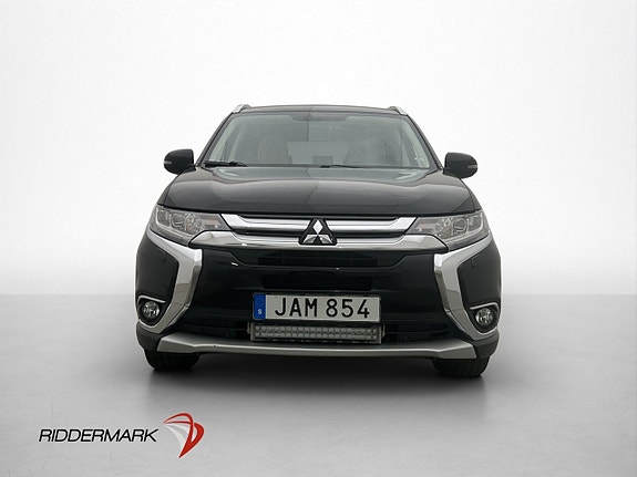 Mitsubishi Outlander 2 of 5