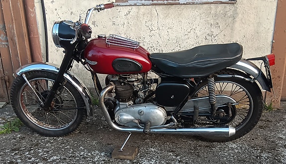 Triumph 2 of 2