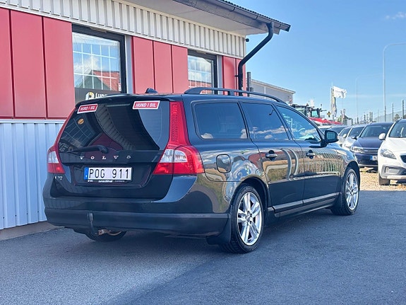 Volvo V70 7 of 19