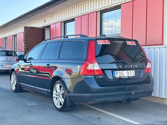 Volvo V70 4 of 19