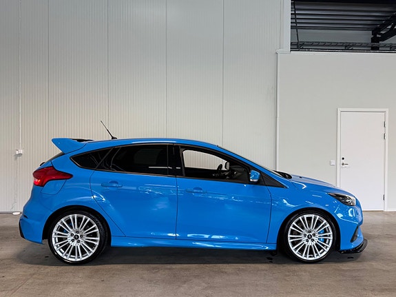 Ford Focus 2 of 5