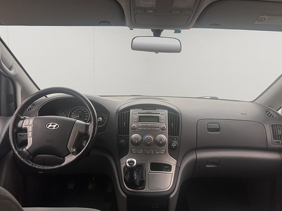 Hyundai H-1 16 of 29