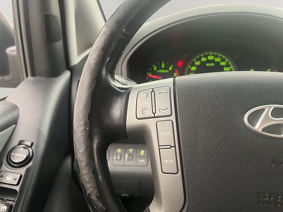 Hyundai H-1 19 of 29