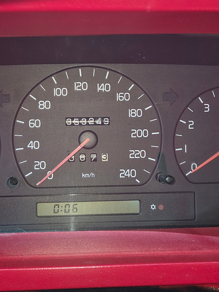 Volvo 850 3 of 5