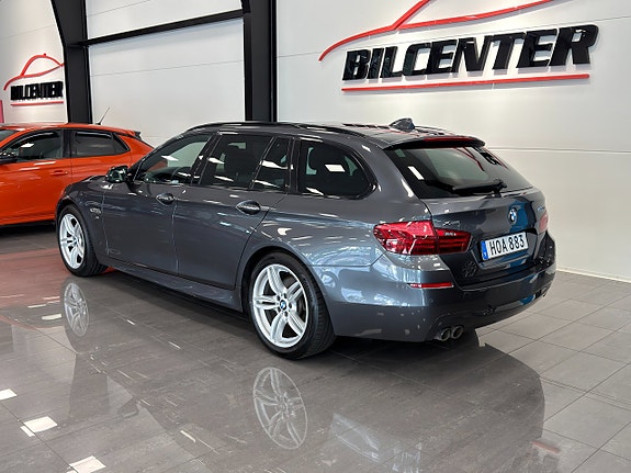 BMW 530d 3 of 5