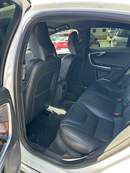 Volvo S60 6 of 9