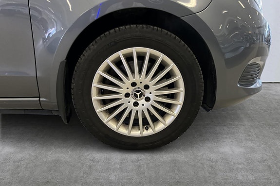 Mercedes-Benz Vito 108 23 of 23
