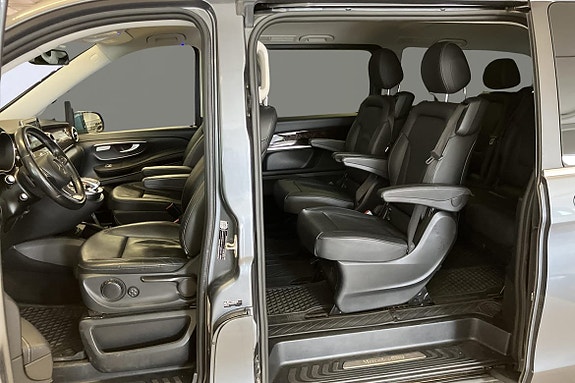 Mercedes-Benz Vito 108 14 of 23