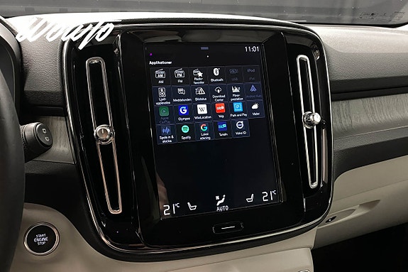 Volvo XC40 20 of 23