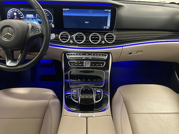 Mercedes-Benz E220 d 11 of 16