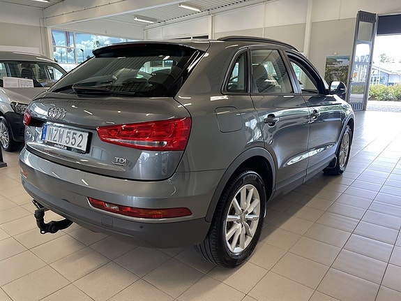 Audi Q3 4 of 5