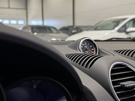 Porsche 718 Boxster 9 of 16