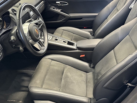Porsche 718 Boxster 6 of 16