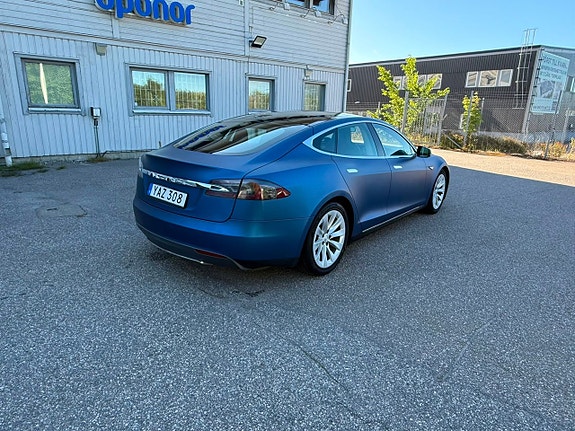 Tesla Model S 6 of 26
