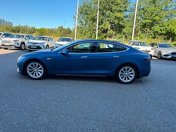 Tesla Model S 5 of 26