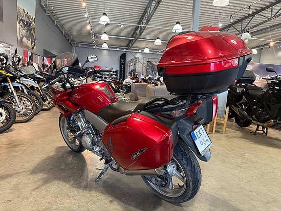 Honda CBF1000A 4 of 5