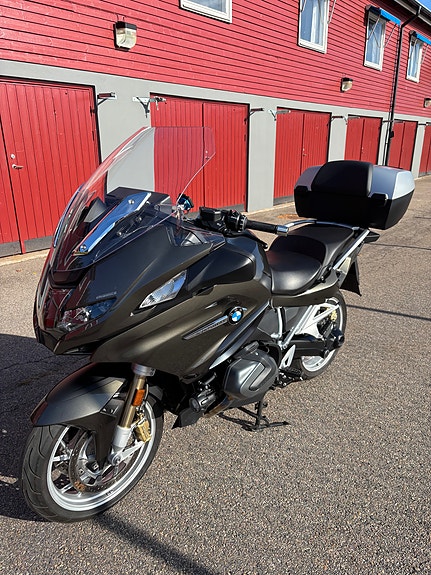 BMW R 1250 RT 2 of 5