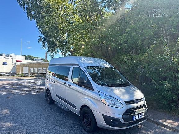 Ford Transit Custom 2 of 5