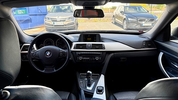 BMW 320d 14 of 27