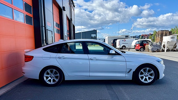 BMW 320d 4 of 27