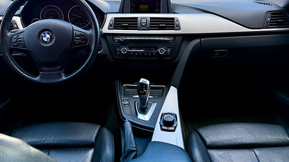 BMW 320d 16 of 27