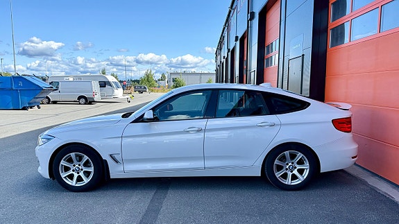 BMW 320d 5 of 27