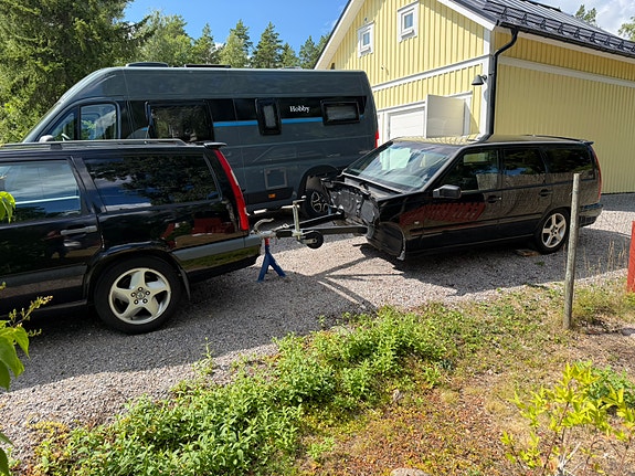 Volvo 850 3 of 8
