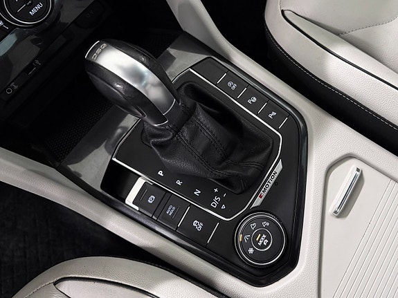 Volkswagen Tiguan 20 of 27