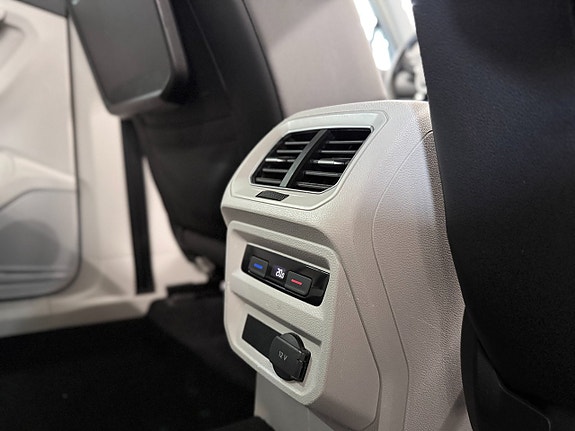 Volkswagen Tiguan 23 of 27