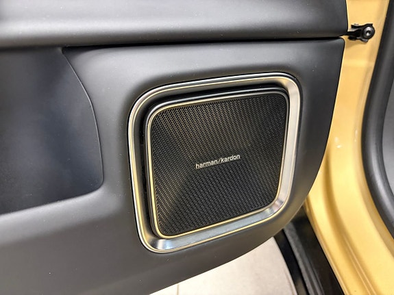 Polestar 4 6 of 26