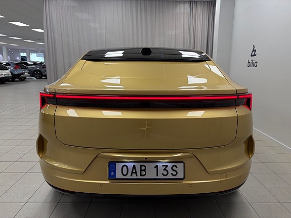Polestar 4 22 of 26