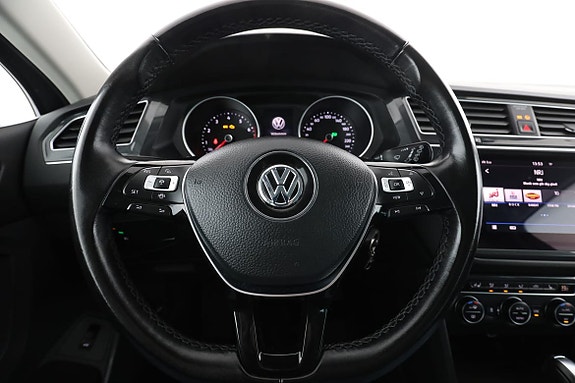 Volkswagen Tiguan 19 of 30