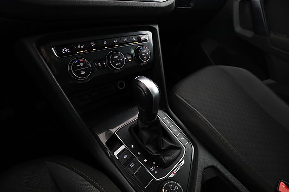 Volkswagen Tiguan 24 of 30
