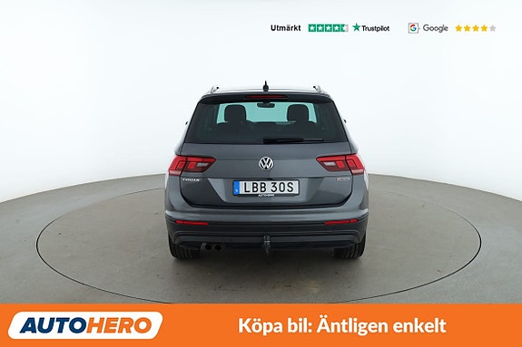 Volkswagen Tiguan 4 of 30