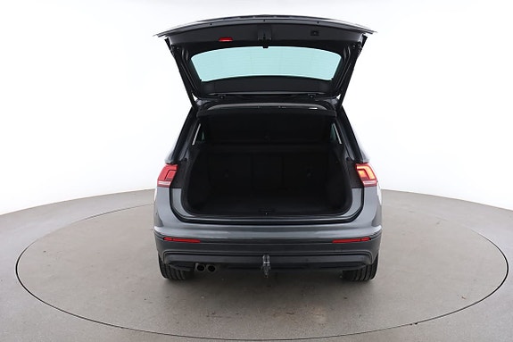 Volkswagen Tiguan 17 of 30