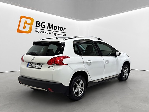 Peugeot 2008 4 of 5
