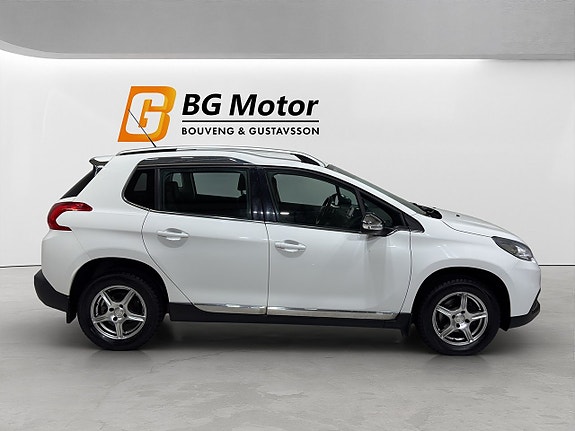 Peugeot 2008 3 of 5