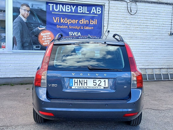 Volvo V50 5 of 5