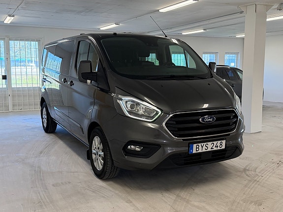Ford Transit Custom 18 of 18