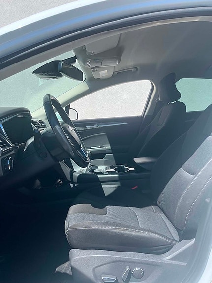 Ford Mondeo 6 of 23