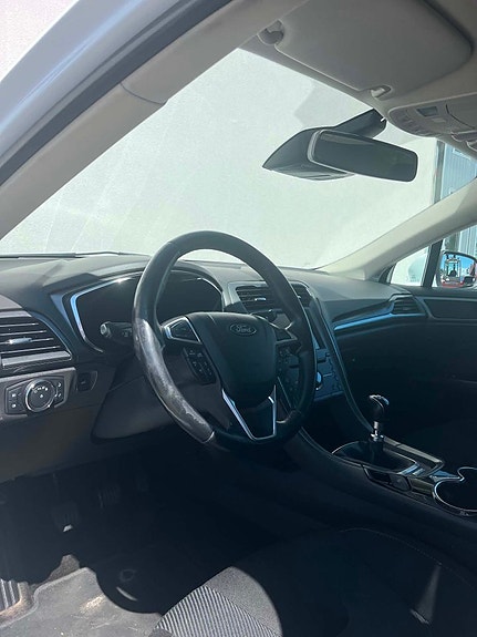 Ford Mondeo 5 of 23