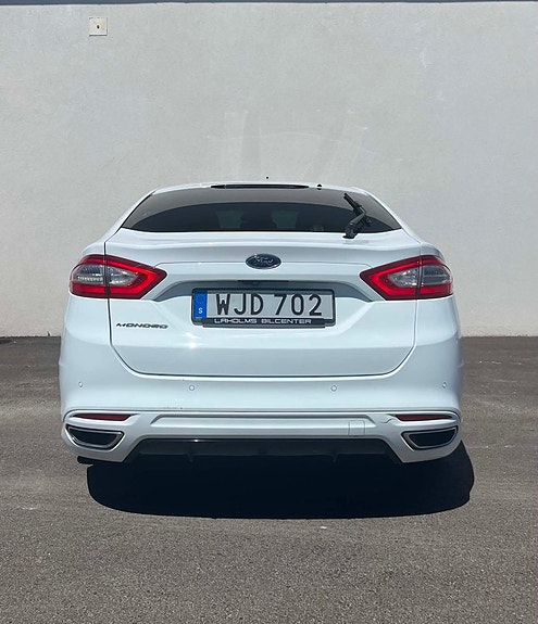 Ford Mondeo 20 of 23